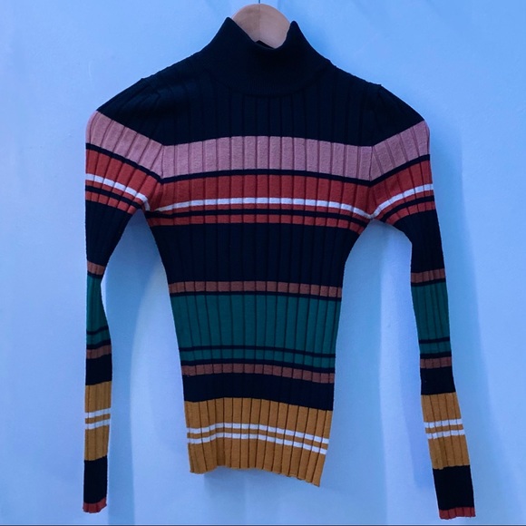 Striped turtle neck - Picture 2 of 2